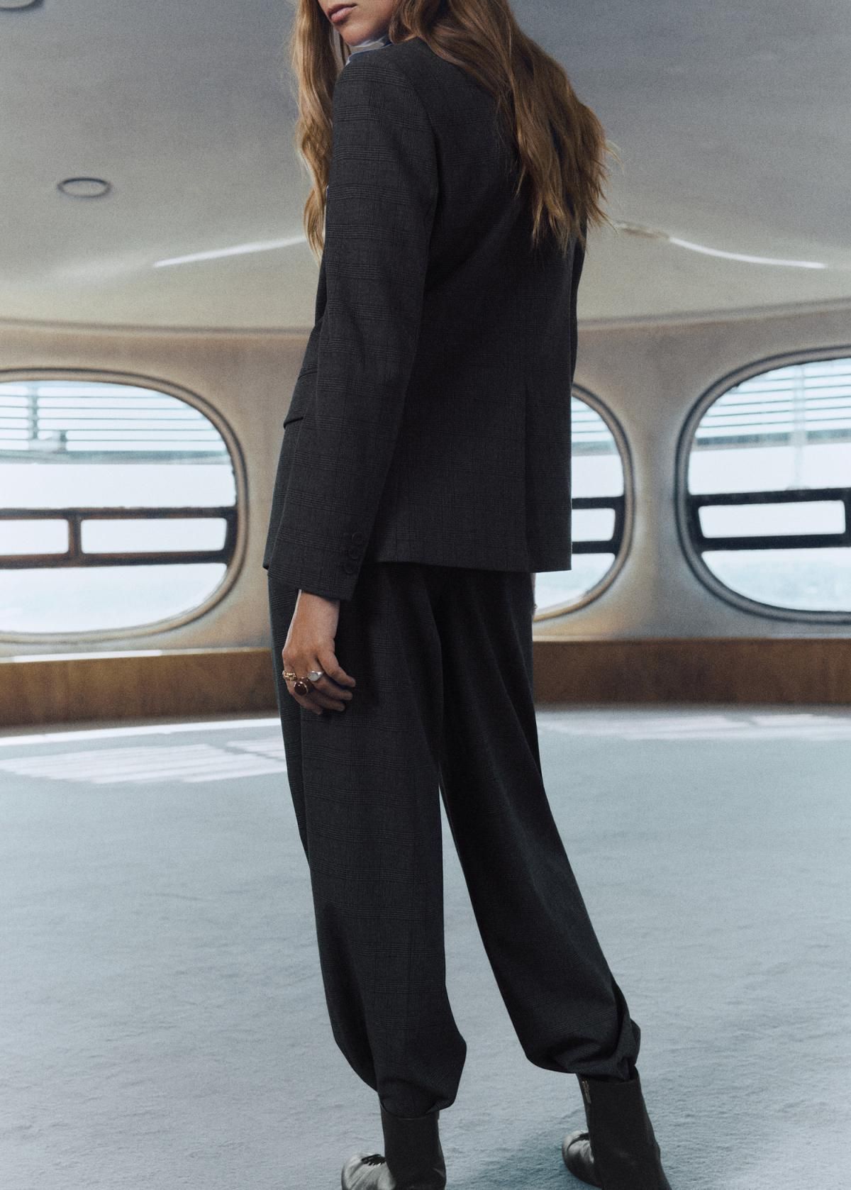 망고 클래식 체크 와이드 테크니컬 슬랙스 팬츠 17097802 GRIS - 상세 이미지 4