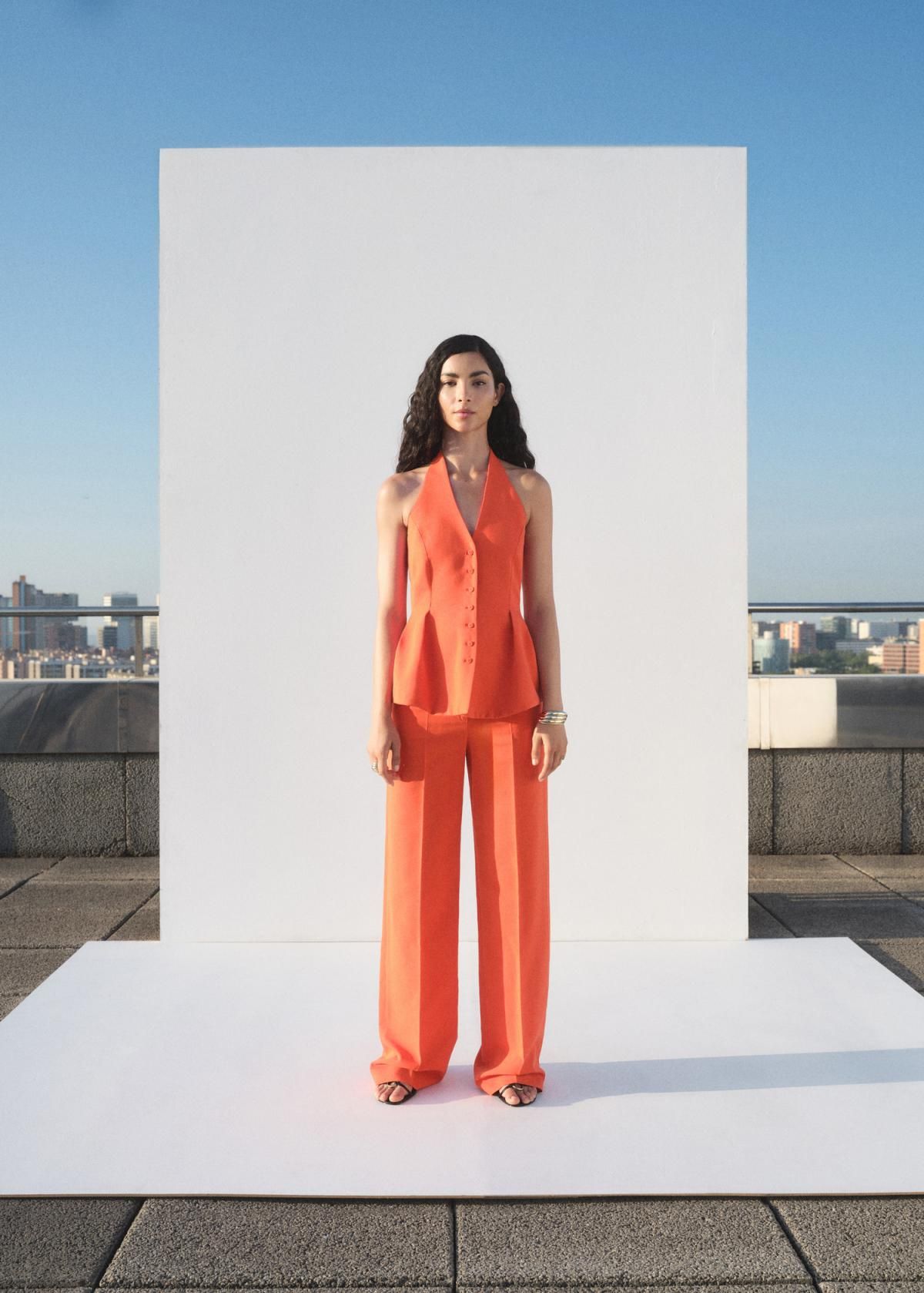 망고 테크니컬 오렌지 미드라이즈 스트레이트 슬랙스 팬츠 17062038 ROJO CORAL - 상세 이미지 2