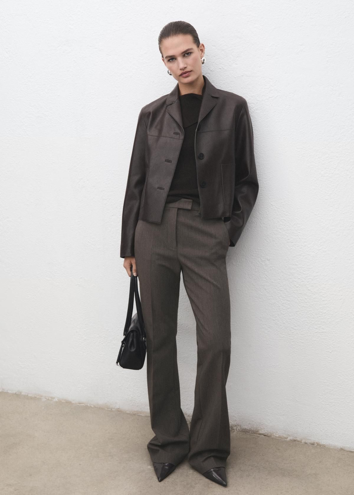 망고 테일러드 미드웨이스트 플레어 슬랙스 팬츠 17006734 GRIS - 상세 이미지 2