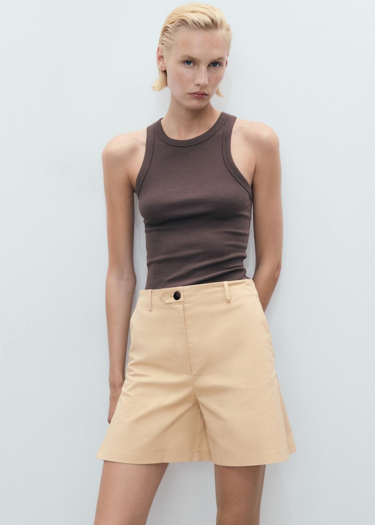 망고 모던 베이지 미드라이즈 플리츠 반바지 17091166 MARRON MEDIO - 상세 이미지 5
