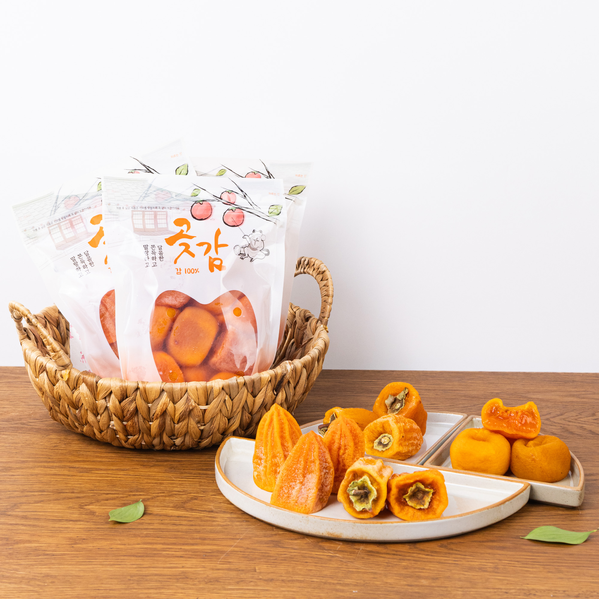 말랑반건시 곶감 간식 실속형 대봉 가정용 부모님선물 명절 400g 500g 600g 1+1 제품 이미지