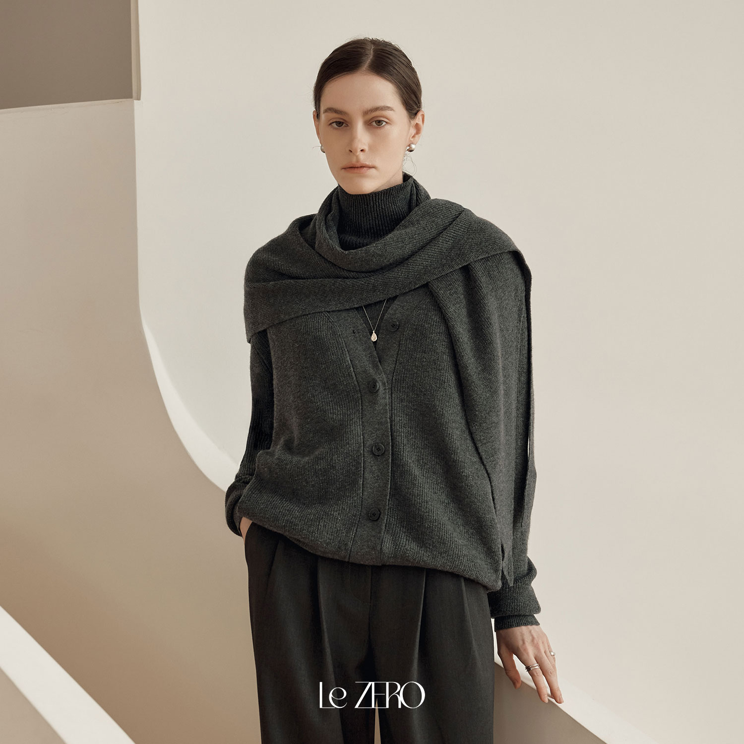 [11/5예약배송] [제로스트릿] 르제로 소프트 캐시미어 가디건 & 숄 세트 LeZERO SOFT CASHMERE CARDIGAN & SHAWL SET / GRAY - 상품 이미지