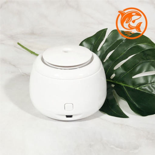 밤에도 활용 가능한 LED 조명 미니 가습기 썸네일