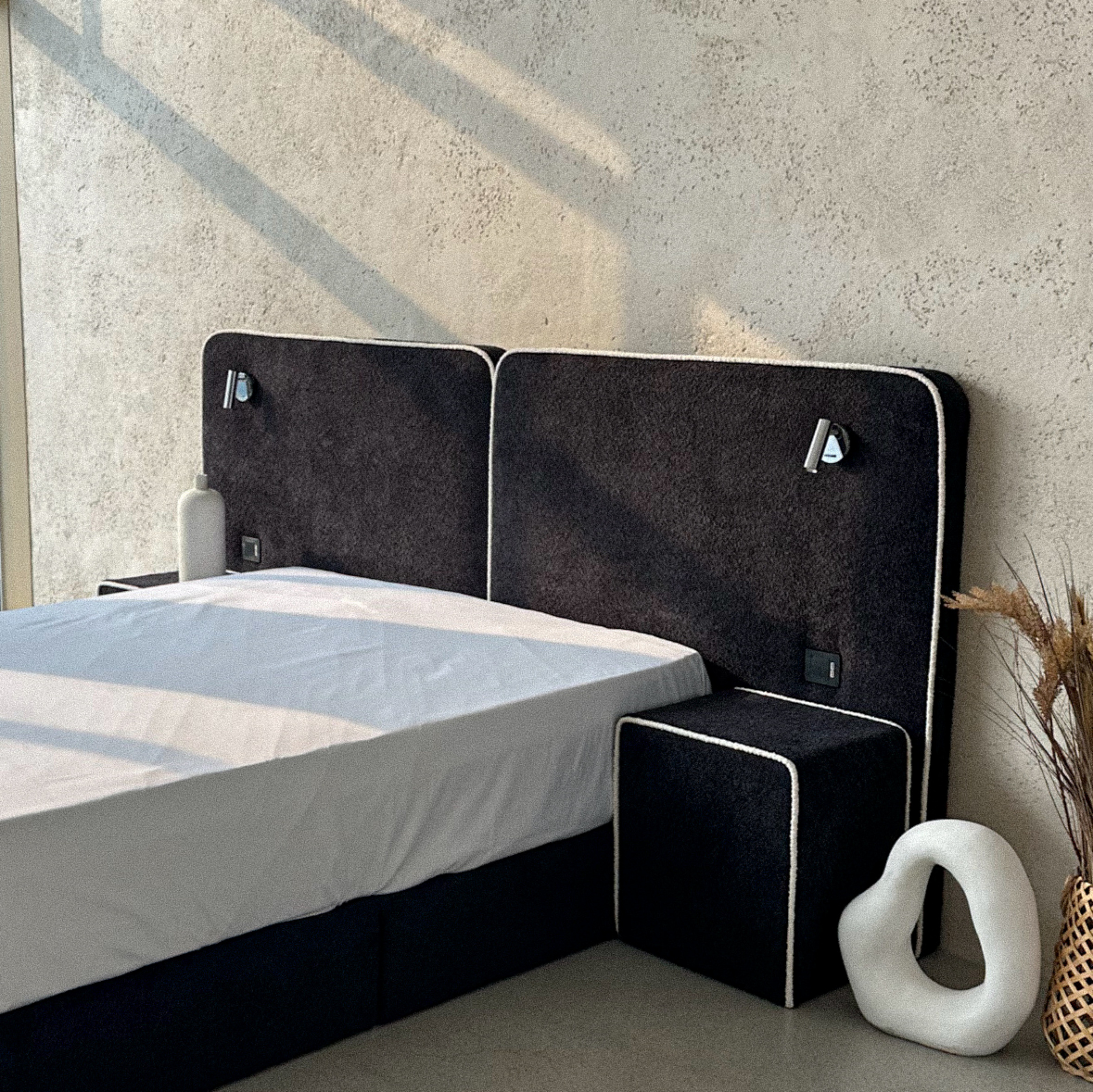 호텔형 침대 프레임 부클 패브릭 주문제작 블랙 신혼부부 퀸