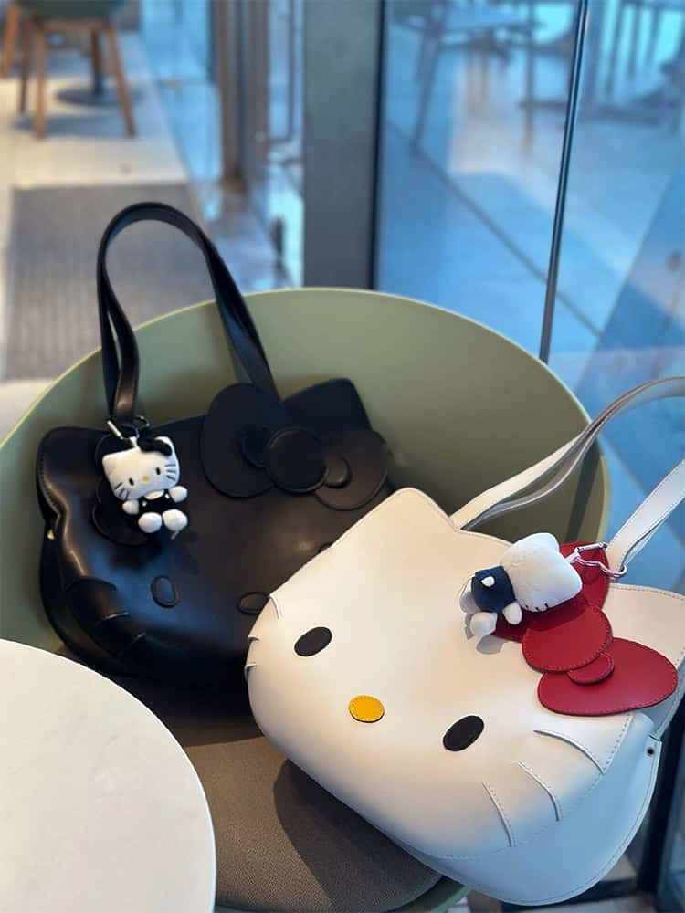 헬로키티 감성 패션 숄더백 학생 직장인 통근 대용량 데일리 핸드백 블랙키티(내용물 미포함) - 상세 이미지 3