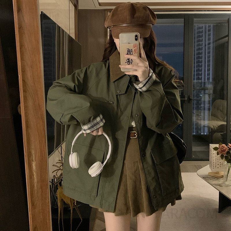 여성 빅사이즈 오버핏 플랩포켓 배색카라 체크소매 간절기 데일리 캐주얼 툭 걸치기 좋은 루즈핏 야상 자켓 점퍼 아우터 봄 가을 - 상세 이미지 2