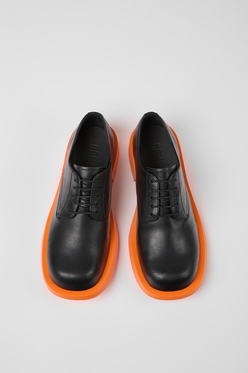 캠퍼 블랙 레더 오렌지솔 슈즈 MIL 1978 K201263-010 BLACK - 상세 이미지 4