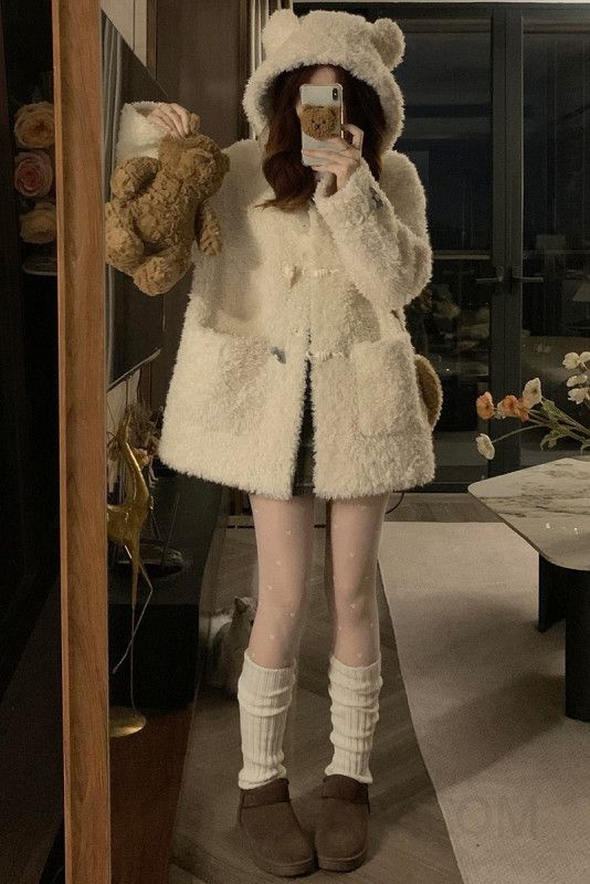 여성 빅사이즈 루즈핏 뽀글이 덤블 양털 후드 자켓 두툼한 컬러 떡볶이 단추 아우터 겨울 코트 - 상세 이미지 5