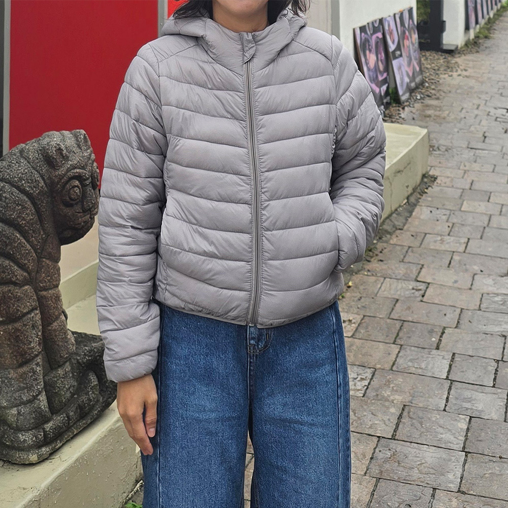 겨울 경량패딩 후드 숏 슬림 점퍼 - 메인 이미지