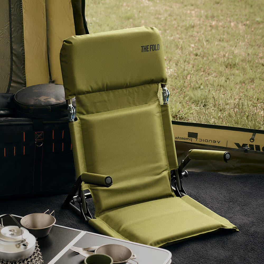 벤딕트 그라운드 체어 이미지