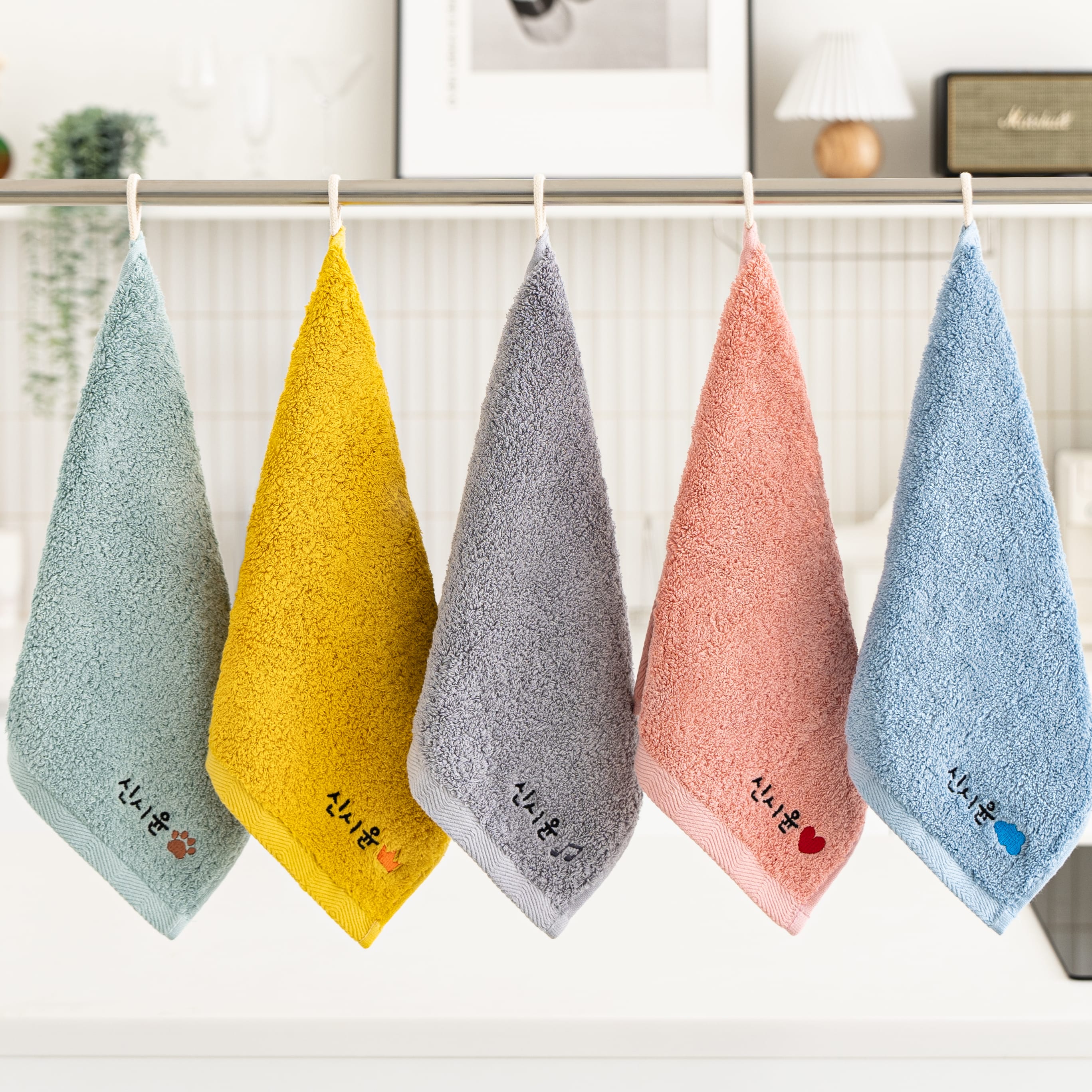 [단독]코튼리빙 무형광 유치원 어린이집 수건 40수 고리수건 5장+이름자수무료