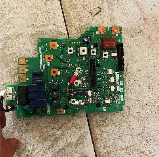 A74GA5.5B R 주파수 변환기 F740-A700 하단 5.5-7.5KW 드라이브 보드 전원 트리거