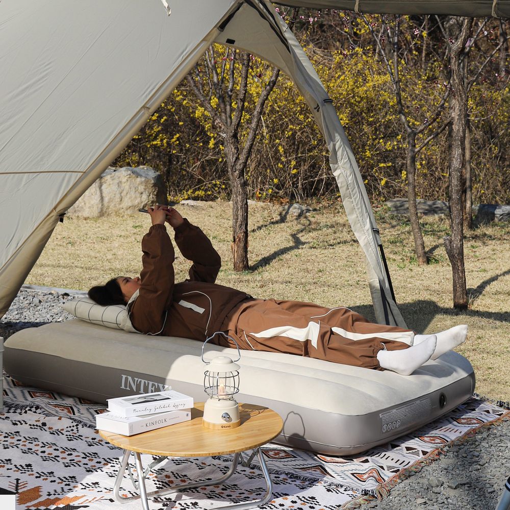 인텍스 에어매트 캠핑매트 침대 캠핑용 휴대용 매트리스 광폭싱글 아이보리