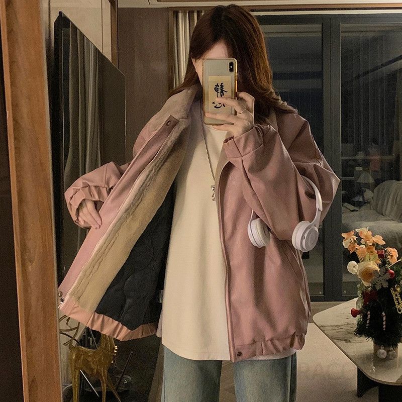 여성 겨울 퍼 퀼팅 자켓 따뜻한 복고풍 코튼 아우터 스타일 캐주얼한 착용감 모던한 디자인 핑크 컬러 트렌디한 겨울 패션 - 상품 이미지