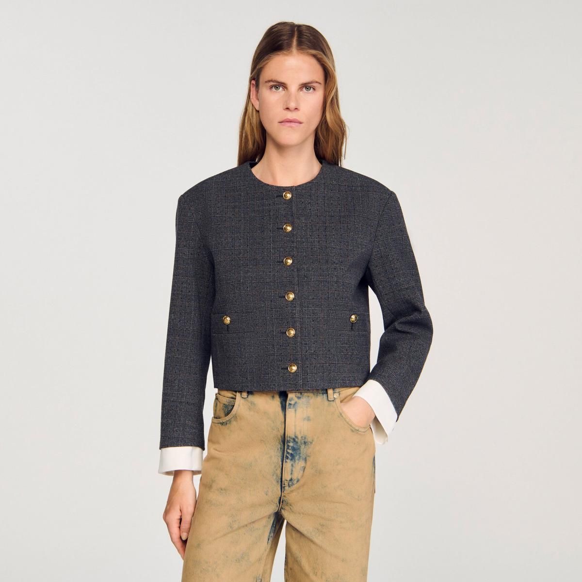 산드로 스트라스 장식 체크 라운드넥 트위드 크롭 테일러드 재킷 SFPVE01201_B315 GRIS / MARRON - 상세 이미지 5