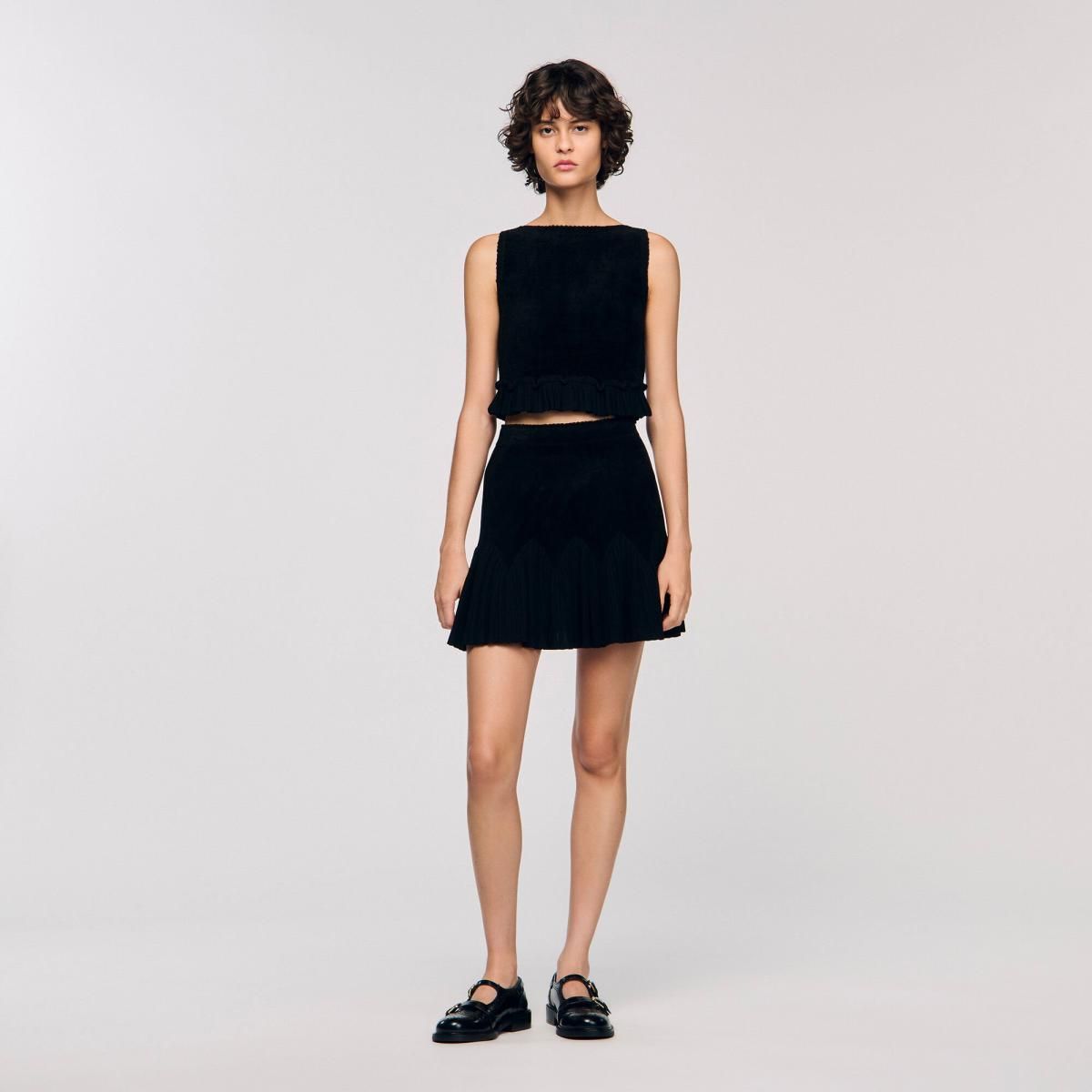산드로 벨벳 프릴 민소매 크롭 니트 탑 SFPPU02724_20 SCHWARZ - 상세 이미지 3
