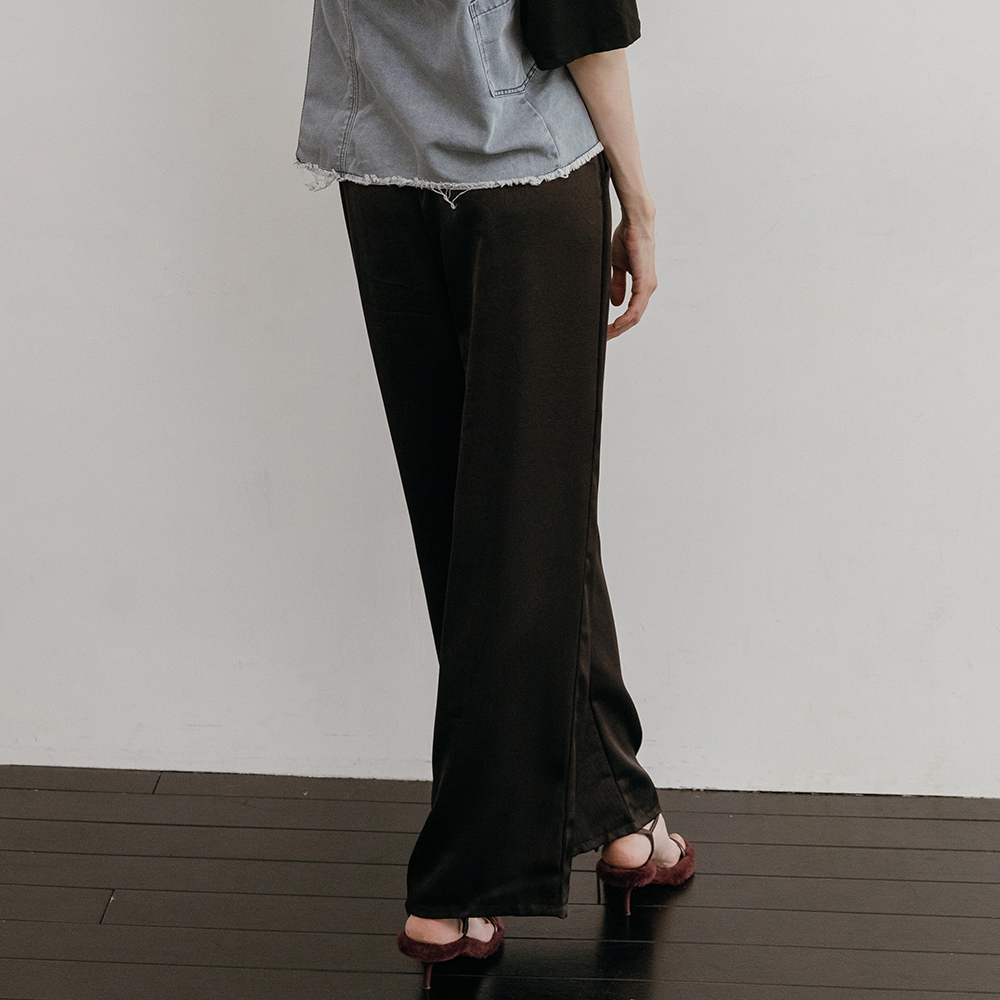 투핀턱 밴딩 새틴 와이드 팬츠 2color - 상세 이미지 3