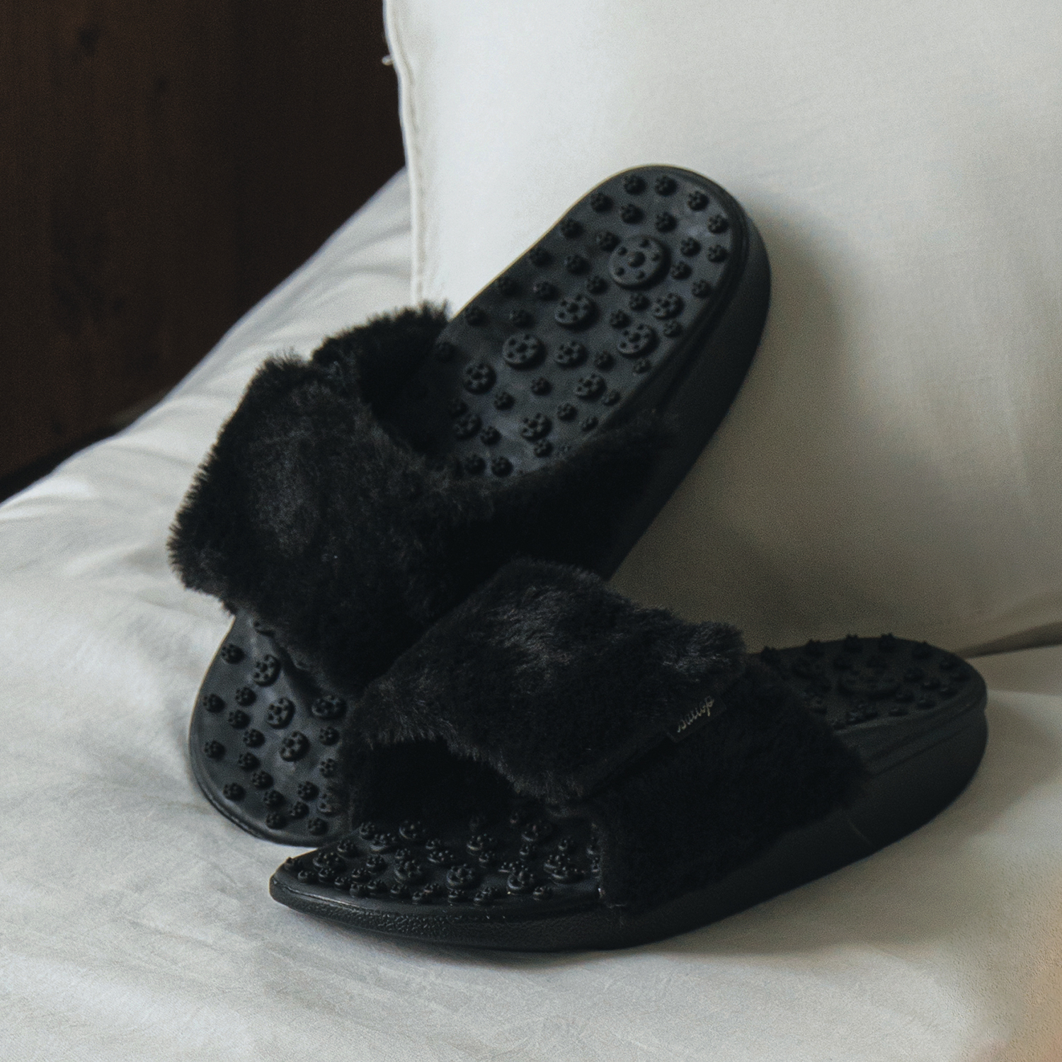 밸롭 칼로링 지압슬리퍼 두 켤레 구매시 추가할인