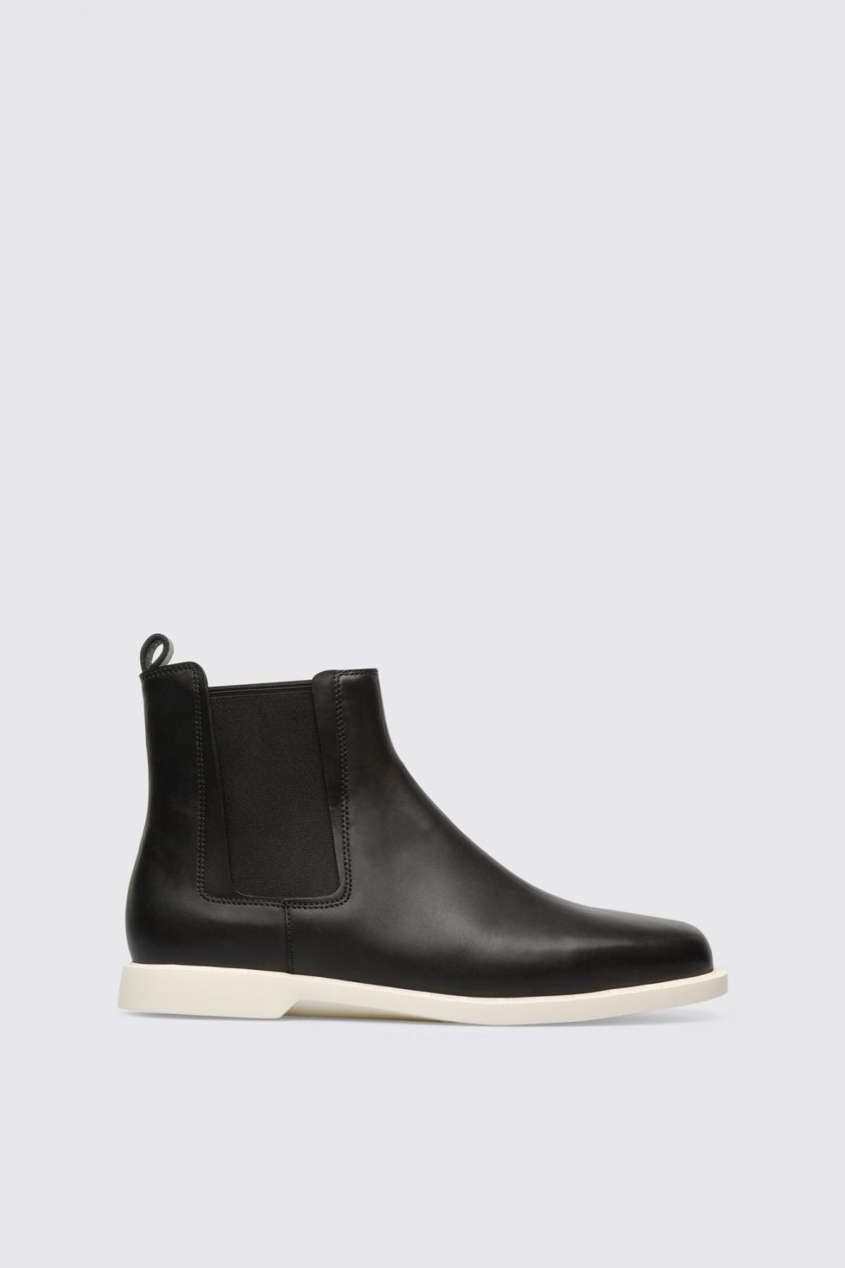 캠퍼 블랙 레더 첼시 앵클부츠 Juddie K400439-002 BLACK - 메인 이미지