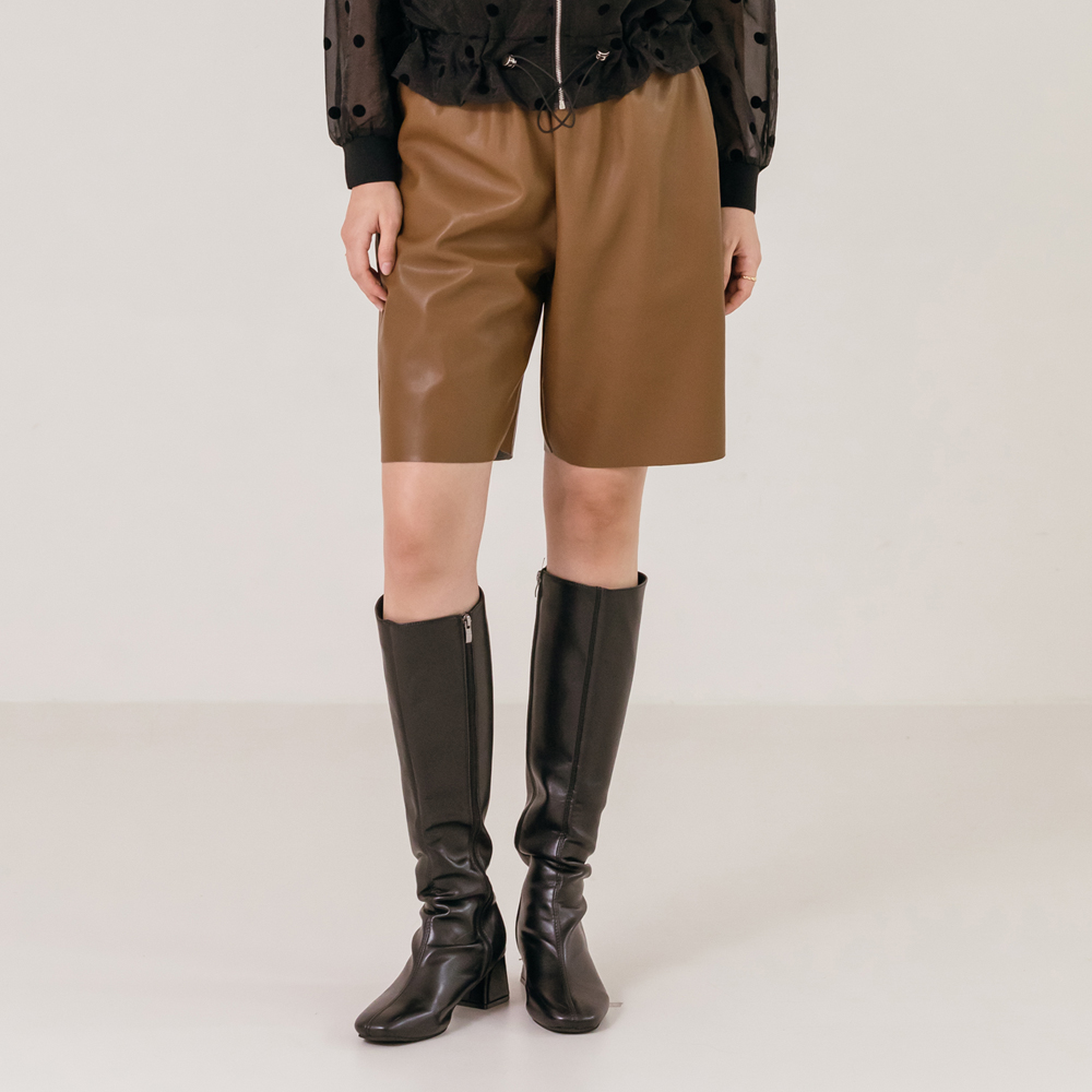 베이직 밴딩 레더 하프팬츠 - 상세 이미지 3