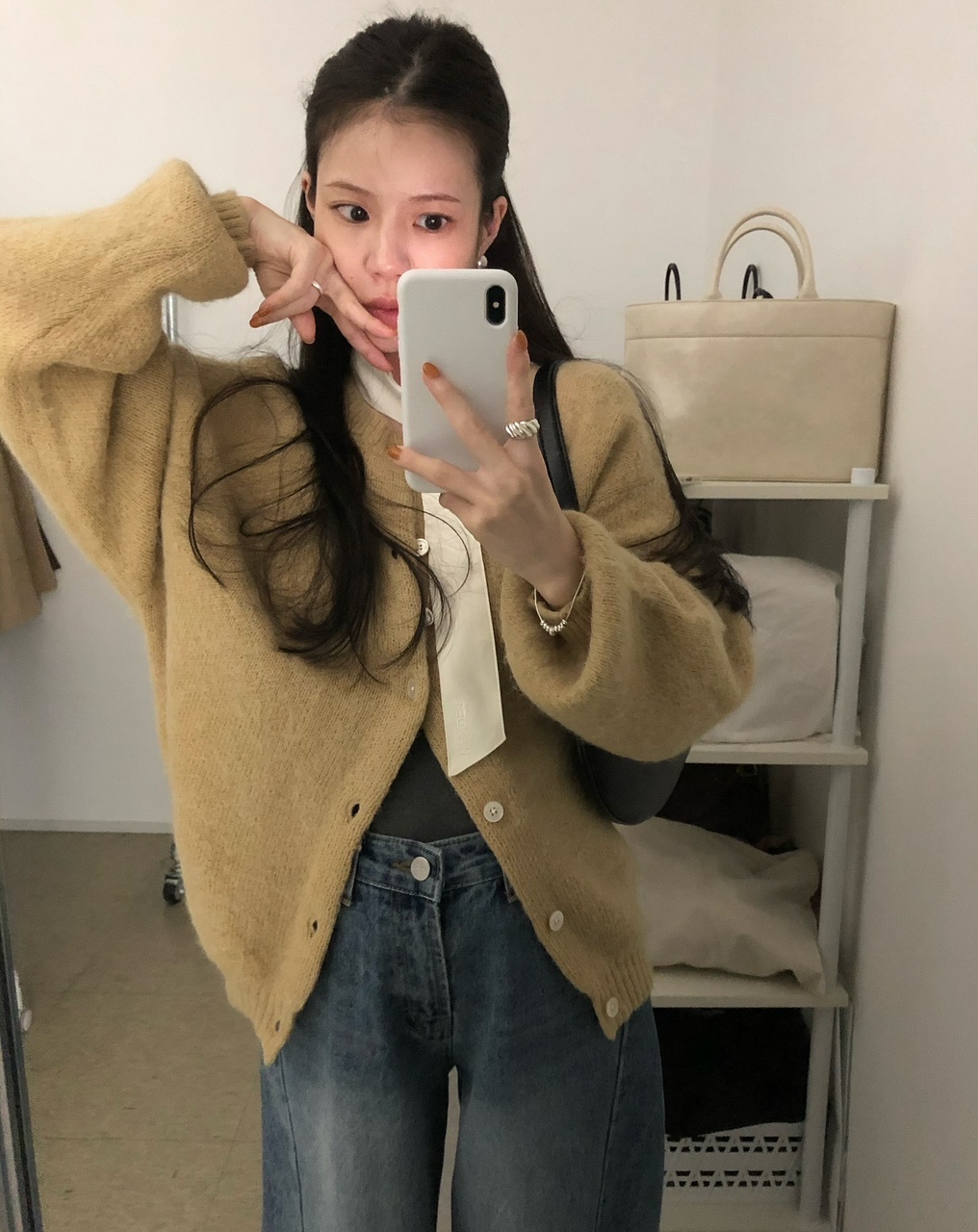 웨퍼 여성 울 모헤어 루즈핏 가디건 - 메인 이미지