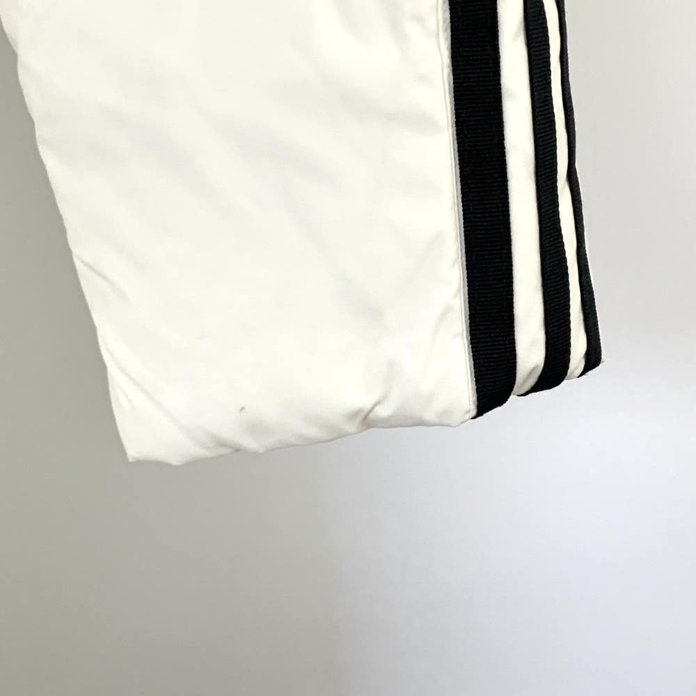 아디다스 롱패딩 디테일 컷