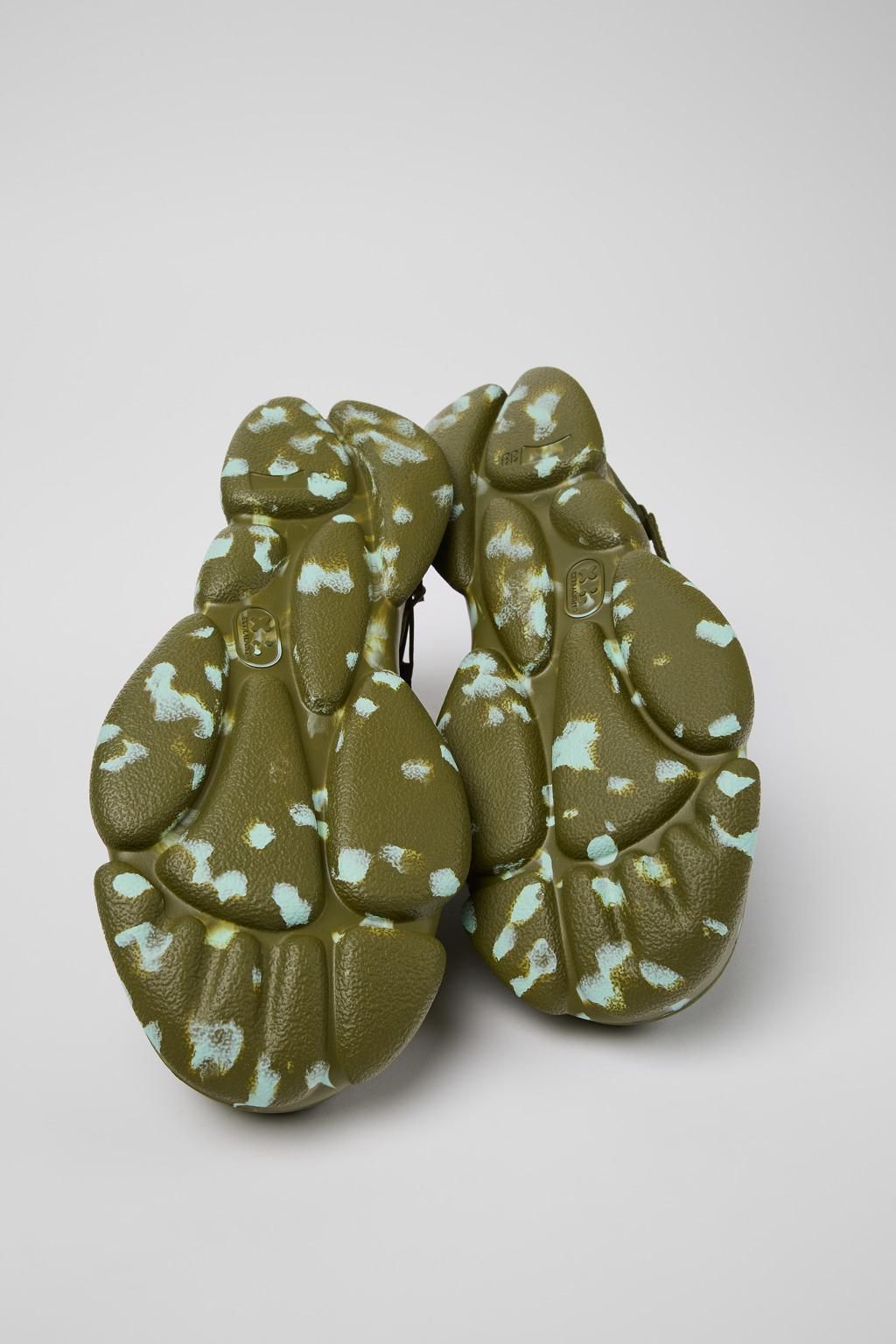 캠퍼 친환경 그린 테크니컬 여성 로우탑 스니커즈 Karst K201439-021 GREEN - 상세 이미지 5