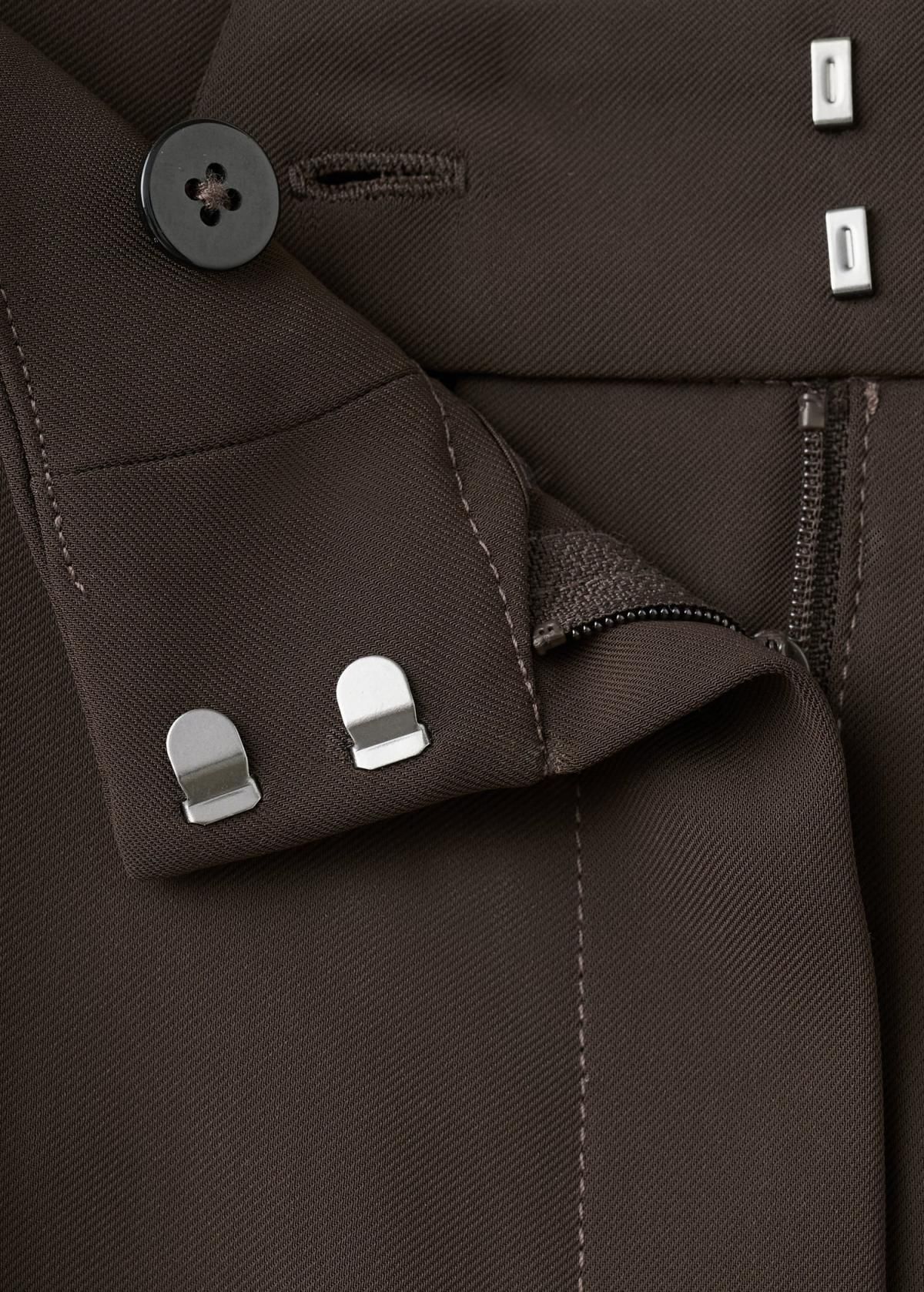 망고 트렌디 슬릿 플레어 팬츠 17049117 MARRON - 상세 이미지 5