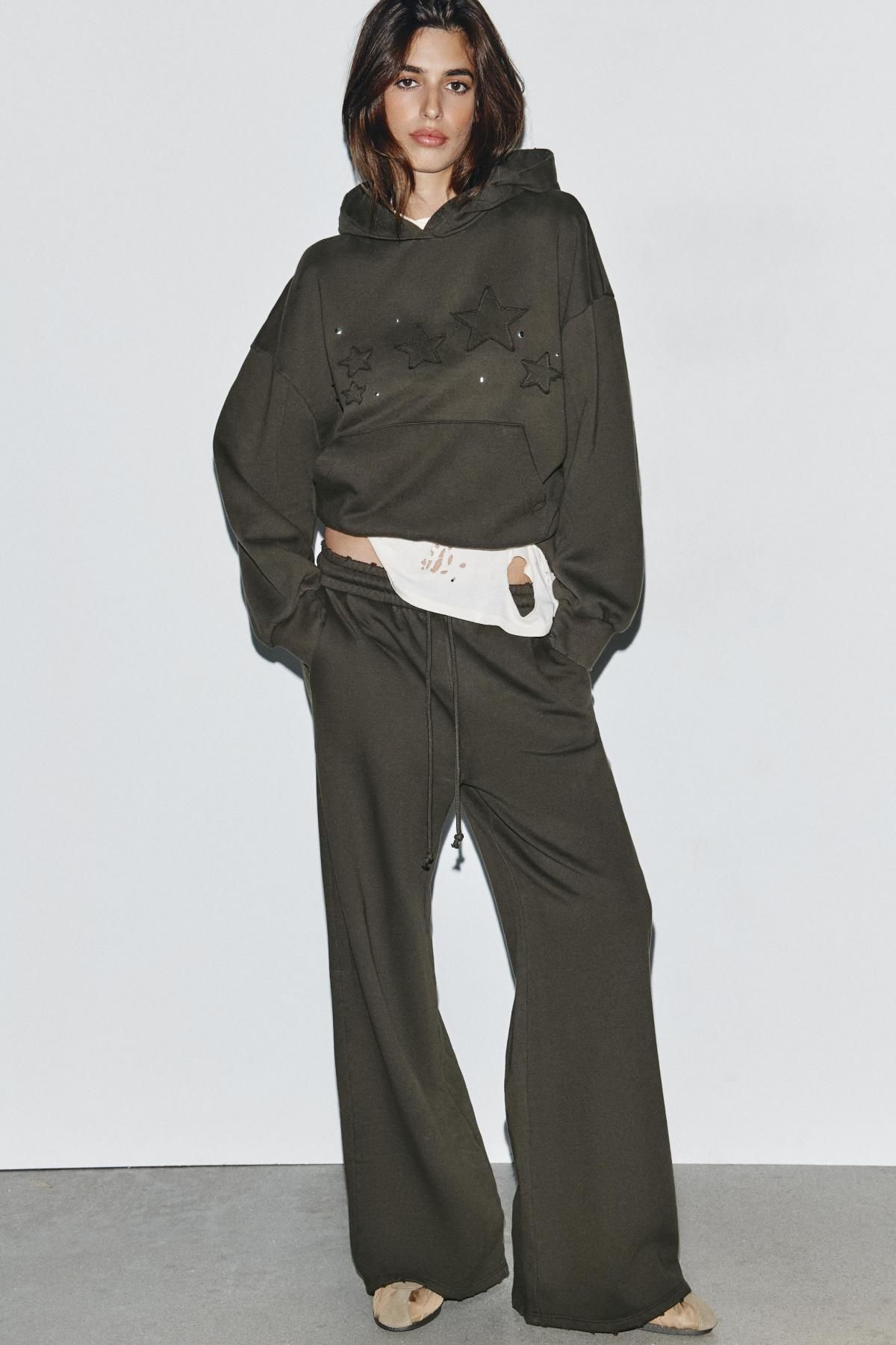 자라 스타 스터드 워싱 후드 스웨트셔츠 4174/032 DARK BROWN - 상세 이미지 2