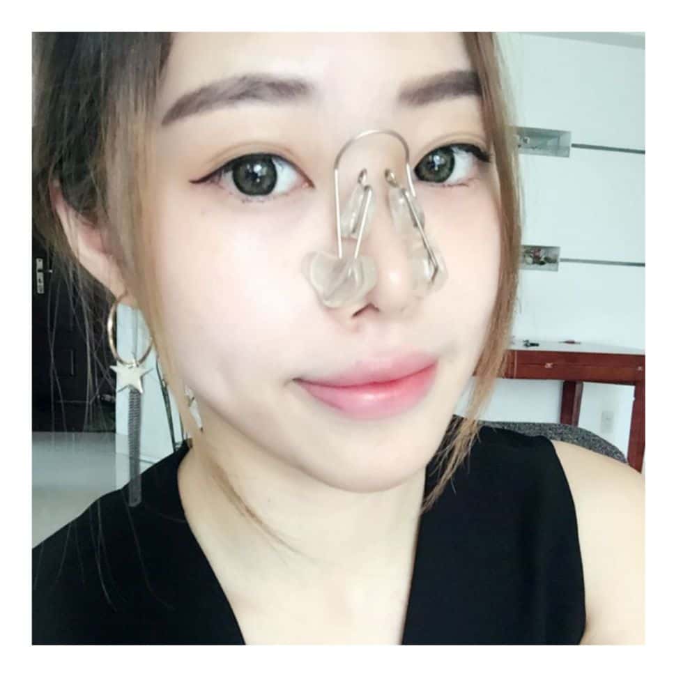 코높이 노즈업 클립 콧대 교정 투명 실리콘 자연스러운 착용감 - 상품 이미지