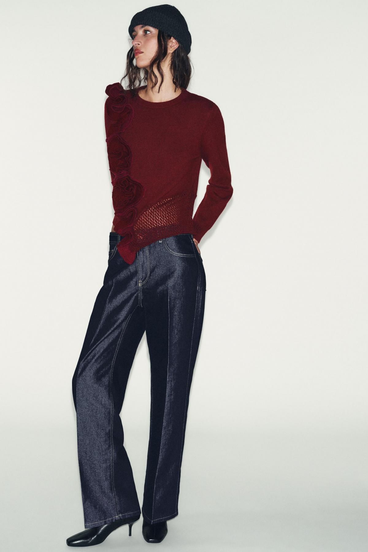 자라 플라워 텍스처 라운드넥 니트 스웨터 9874/110 BURGUNDY - 상세 이미지 2