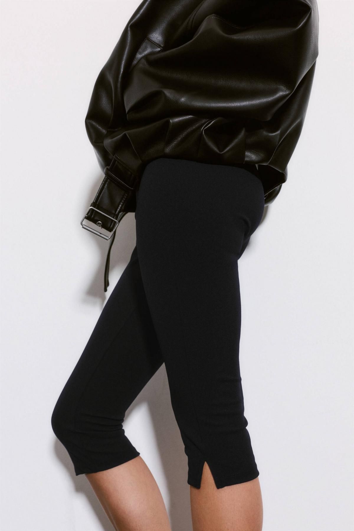 풀앤베어 슬릿 크롭 카프리 팬츠 7674/351 BLACK - 상품 이미지