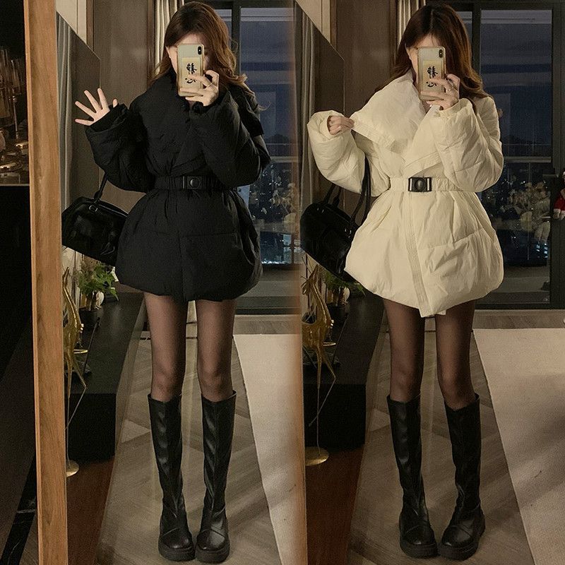 여성 빅카라 벨티드 숏패딩 점퍼 빅사이즈 도톰한 겨울 아우터 데일리 오피스 하객룩 루즈핏 오버핏 스타일링 - 상세 이미지 3