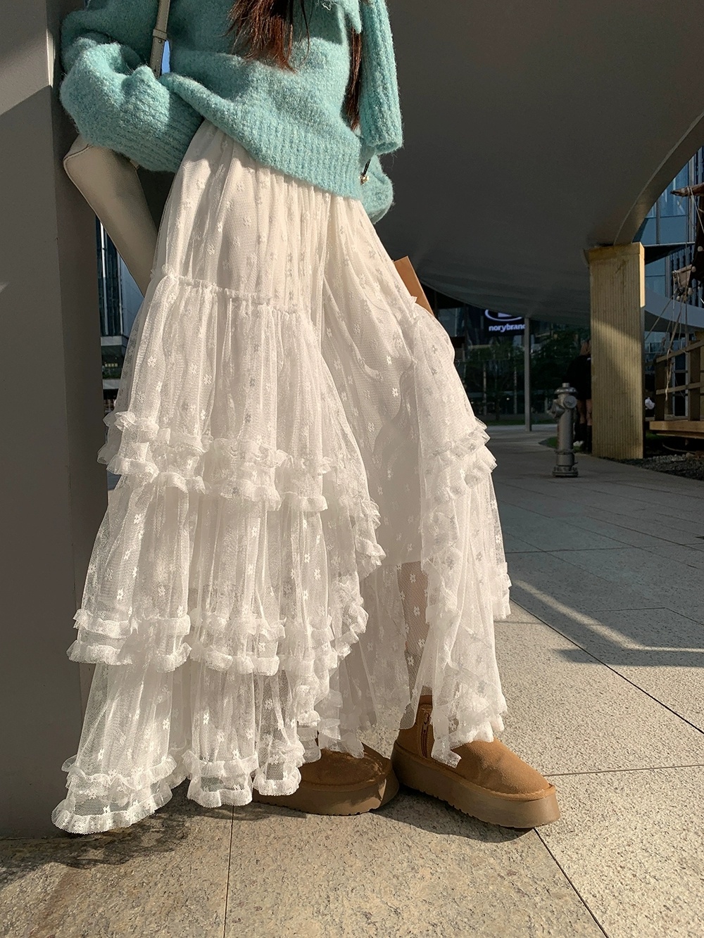 프릴셔링 언발 안감기모 샤스커트 망사 캉캉 겨울 롱스커트 레이스 쉬폰 하객룩 데일리룩 - 메인 이미지