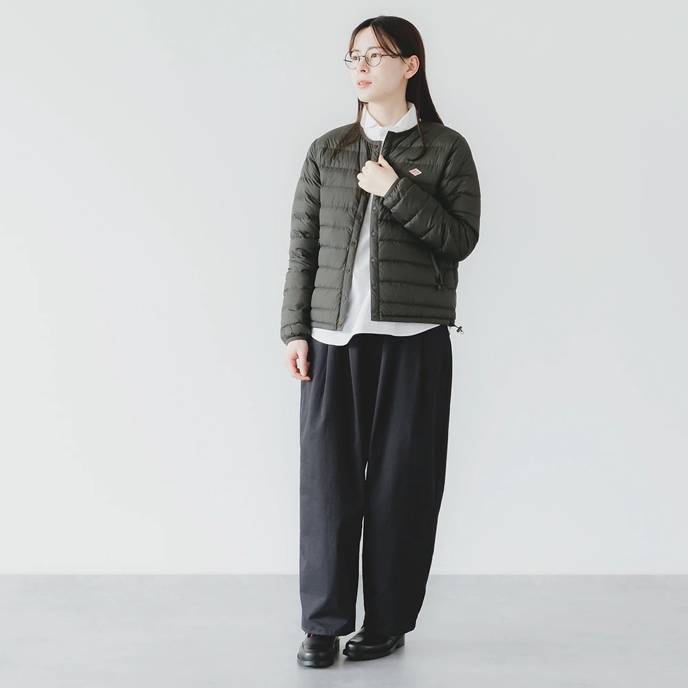 단톤 크루넥 이너 다운 경량 재킷 여성 2025AW DT-A0001RRT 이미지 8