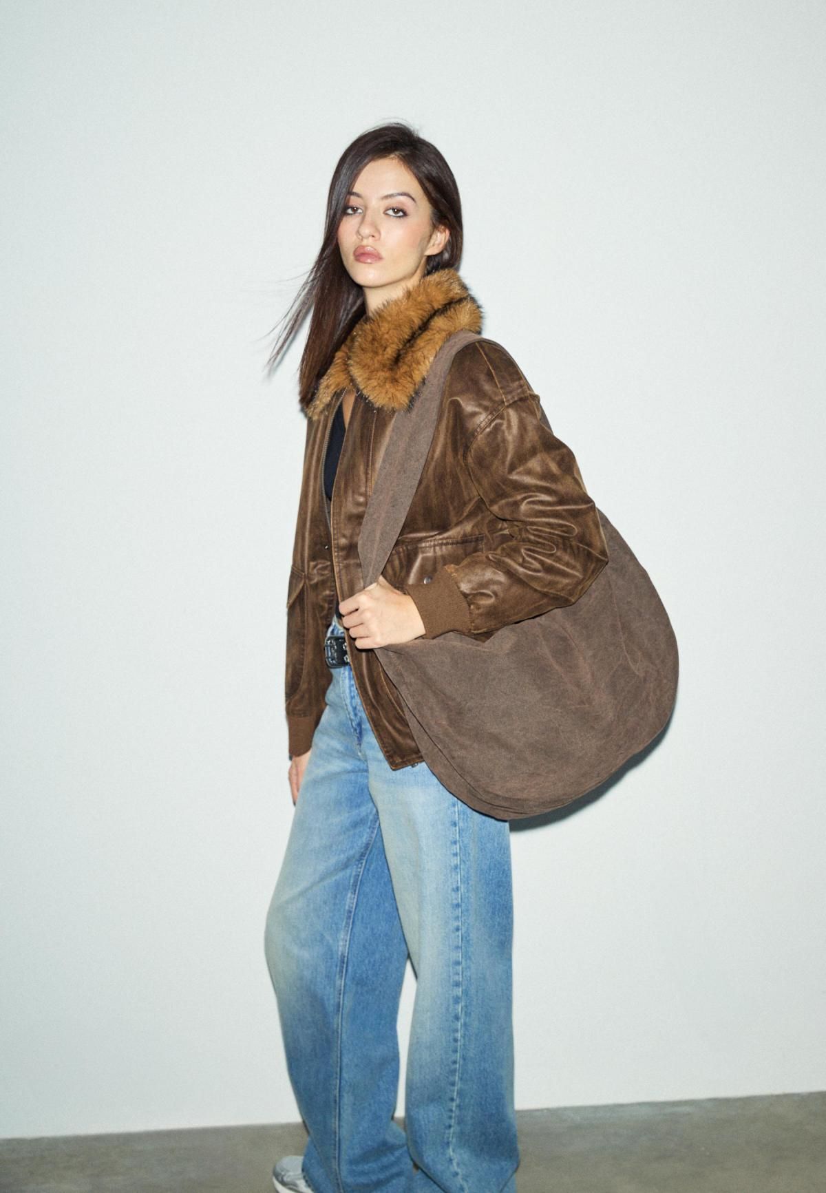 스트라디바리우스 소프트 워싱 코튼 브라운 호보백 4332/901 BROWN - 상세 이미지 5