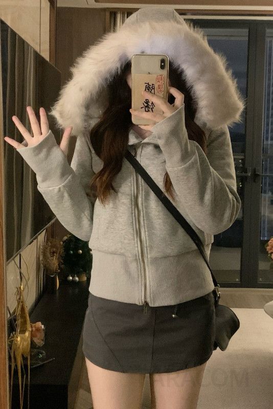여성 겨울 포근한 기모 안감 풍성한 털 후드 퍼카라 집업 크롭 숏 자켓 점퍼 루즈핏 데일리 아우터 겨울 코디 - 상세 이미지 5