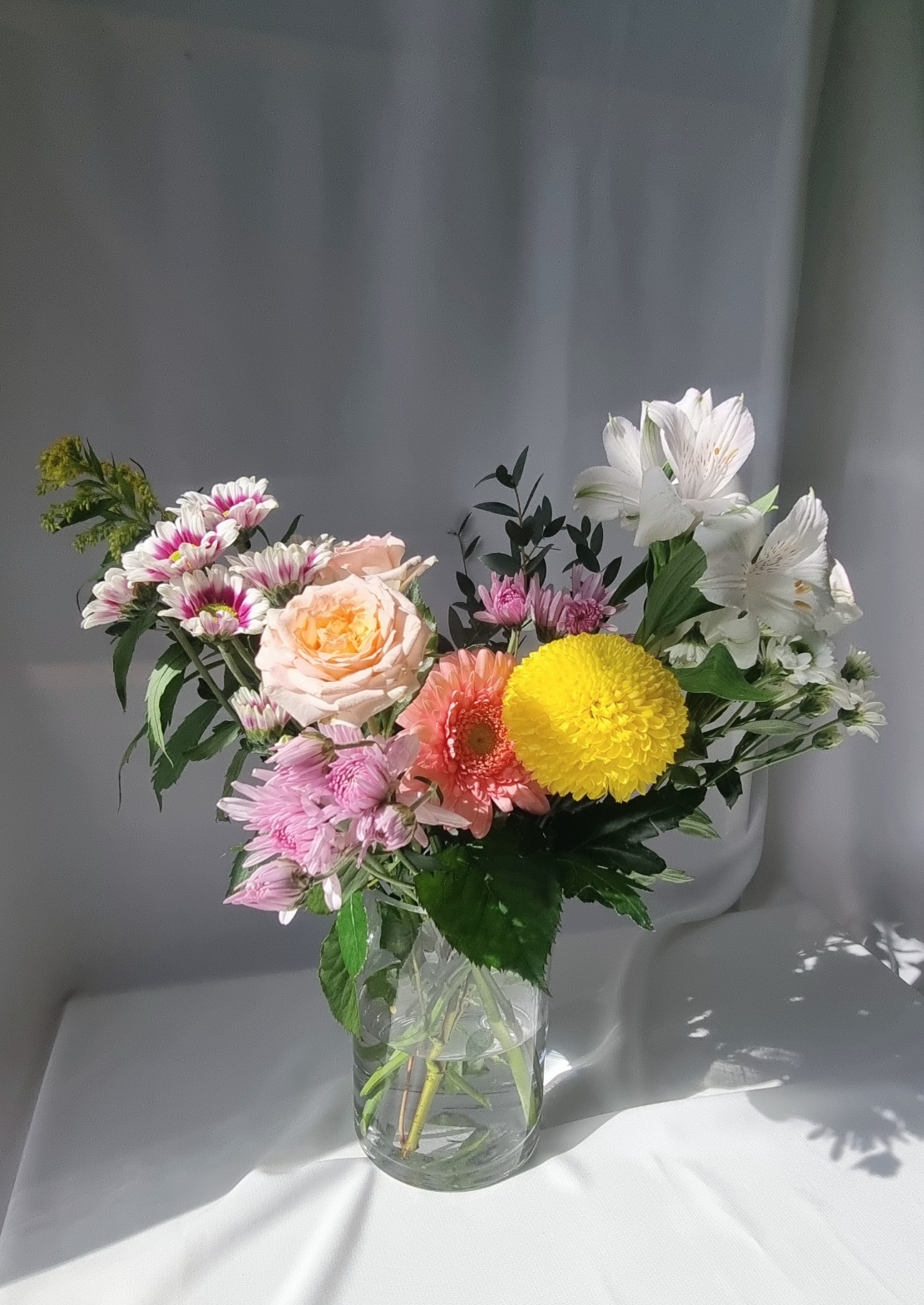 생화 정기 구독 중형 꽃다발 택배 계절꽃 생일 결혼기념일 선물 인터넷 꽃도매 라운드블루미 - 상세 이미지 4