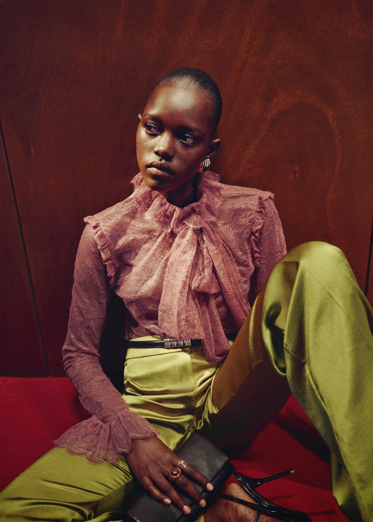 망고 새틴 스트레이트핏 슬랙스 팬츠 17039122 AMARILLO - 상세 이미지 5