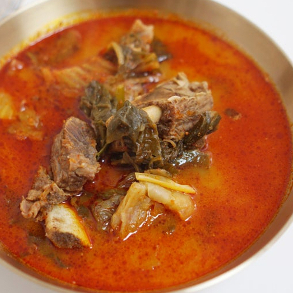 [리뉴얼]얼큰 우거지갈비탕 500g / 소갈비대 국내산 우거지 듬뿍 해와바다 - 상세 이미지 2