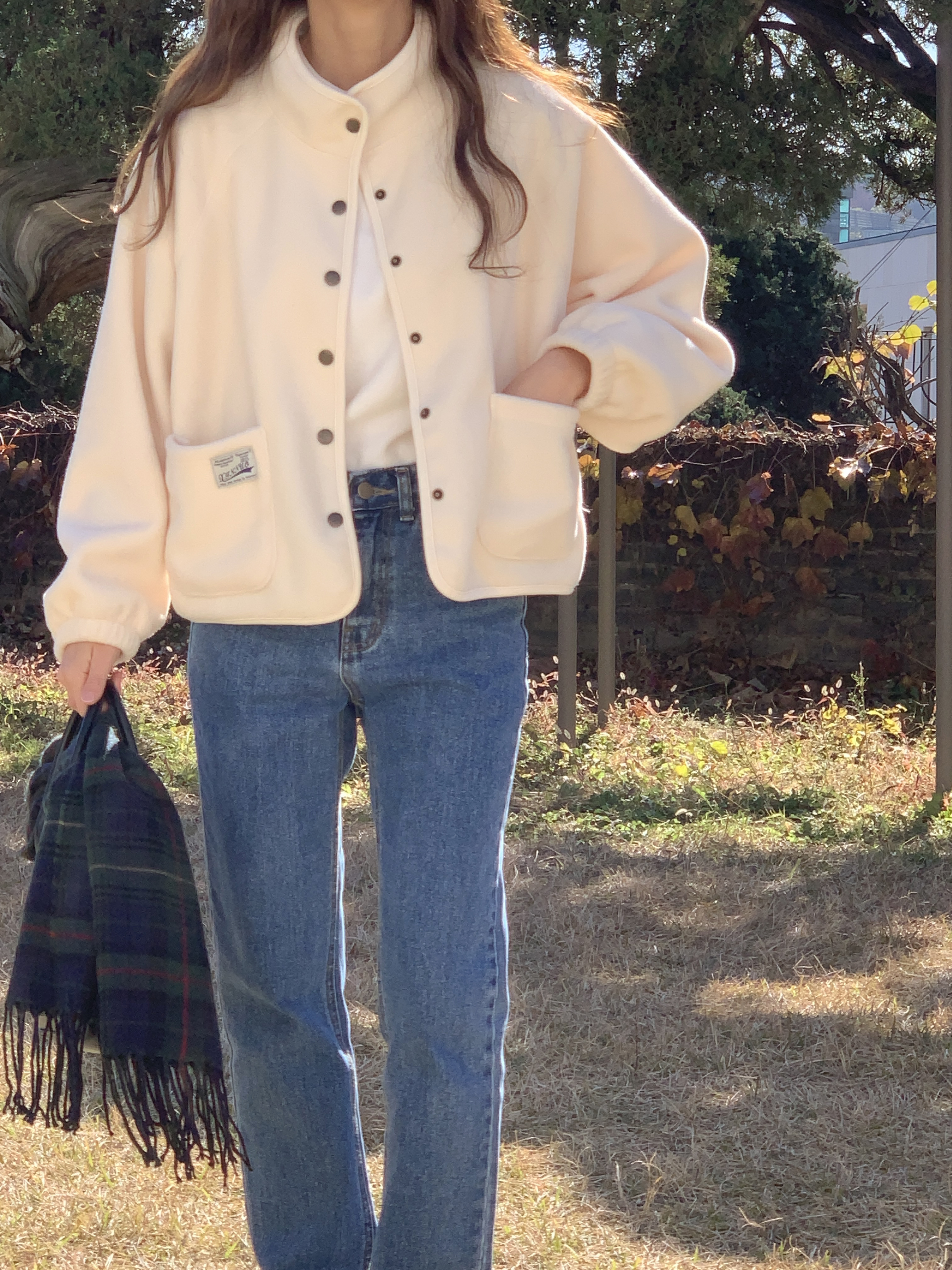그레이당일 여자 겨울 뽀글이 후리스 덤블 가벼운 포켓 하이넥 자켓 캠핑룩 - 상세 이미지 4