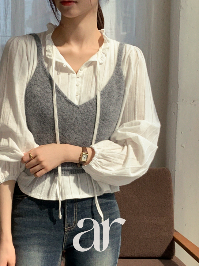 넥 스트랩 프릴 셔링 블라우스 bs8508 - 상세 이미지 4