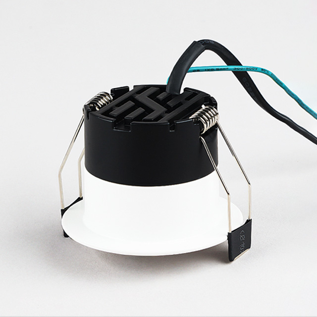 더쎈 LED 다운라이트 델링 5.5cm(2인치) COB 10W 움푹 슬림테 가구 매입등 플리커로우 이미지 6