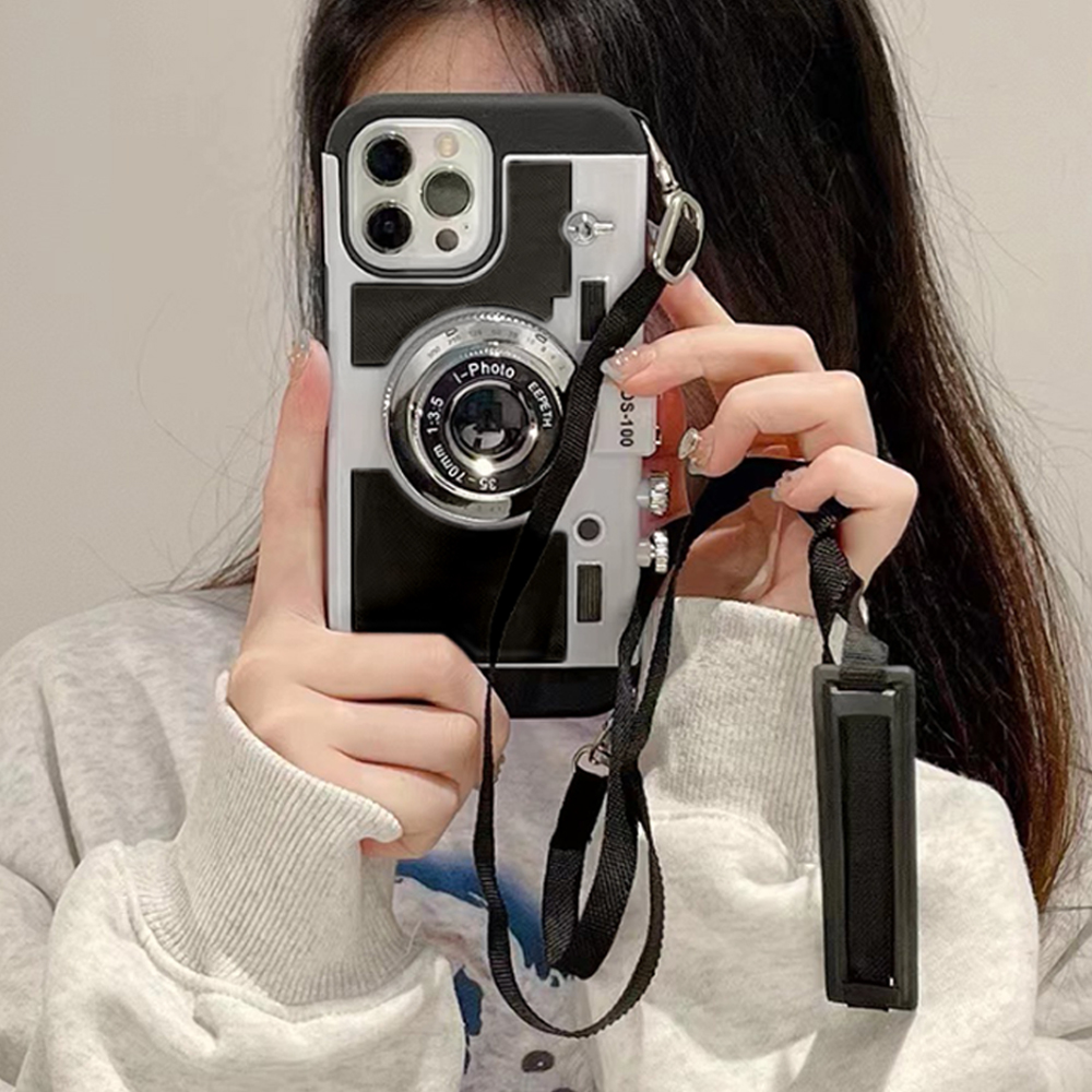 아이폰15 케이스 에밀리 파리에 가다 카메라 - 메인 이미지