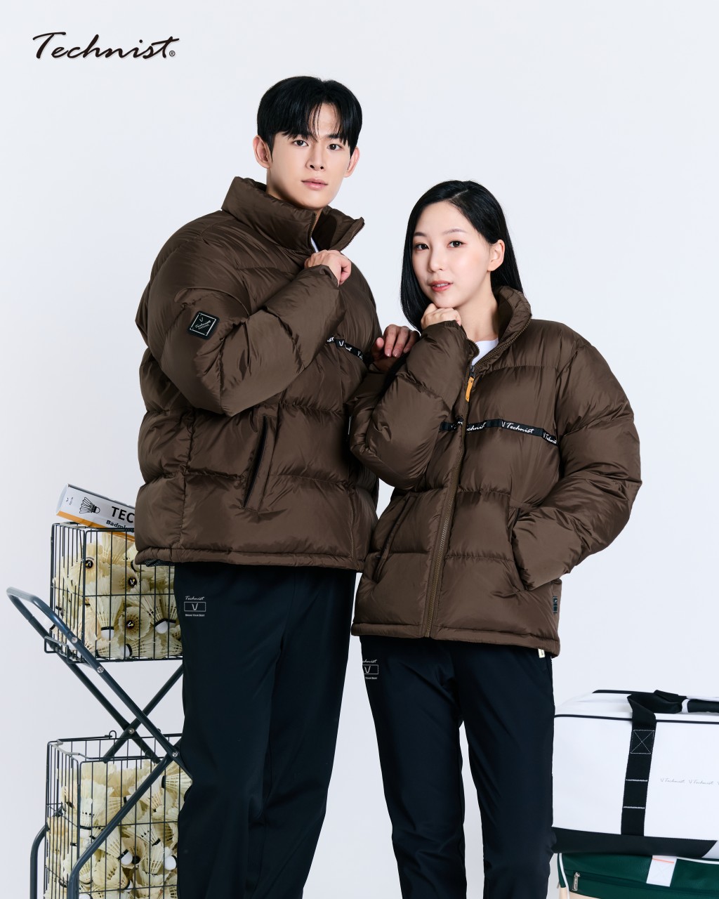 테크니스트 TNJ45127 덕다운 패딩 브라운 남여공용 배드민턴 피클볼 스포츠웨어 - 상품 이미지