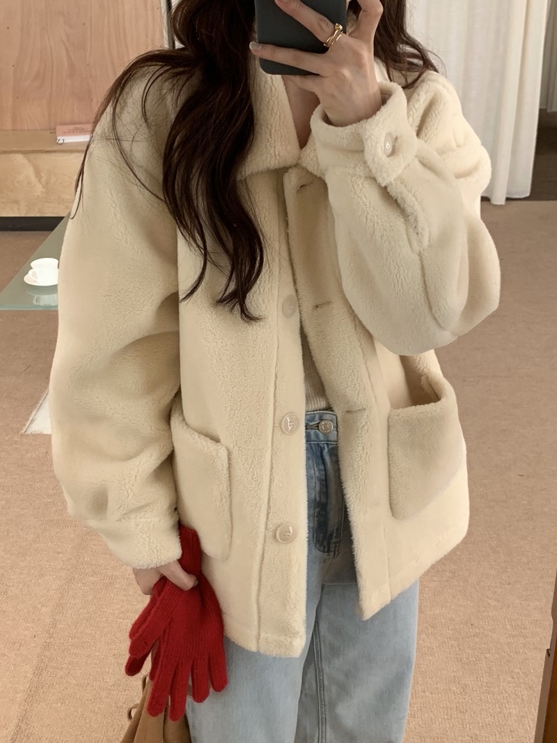 오버무드 겨울 루즈핏 덤블 카라 빅포켓 무스탕 뽀글이 코트 자켓 - 상품 이미지