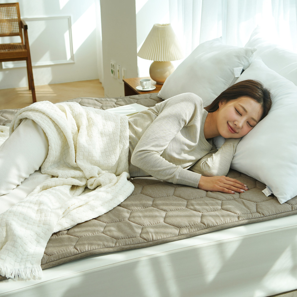 곰표한일 EMF 전기매트 IoT 카본 탄소매트 온열 전기요 네츄럴 베이지 미니싱글