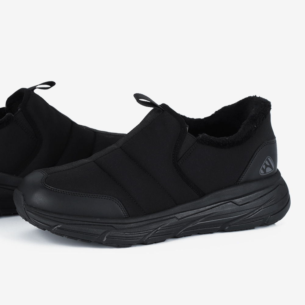 손 안 대고 신는 바로인 드론 따뜻한 기모 방한 슬립온 겨울 운동화 스니커즈