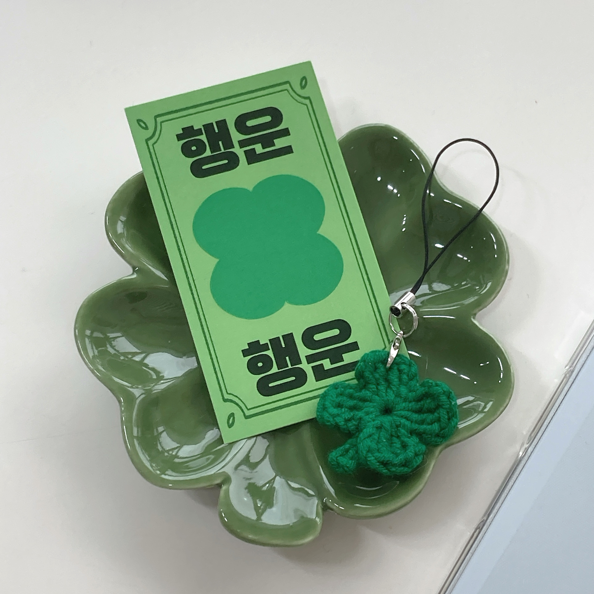 네잎클로버 행운 부적 아이폰17 커플 케이스 - 상세 이미지 4