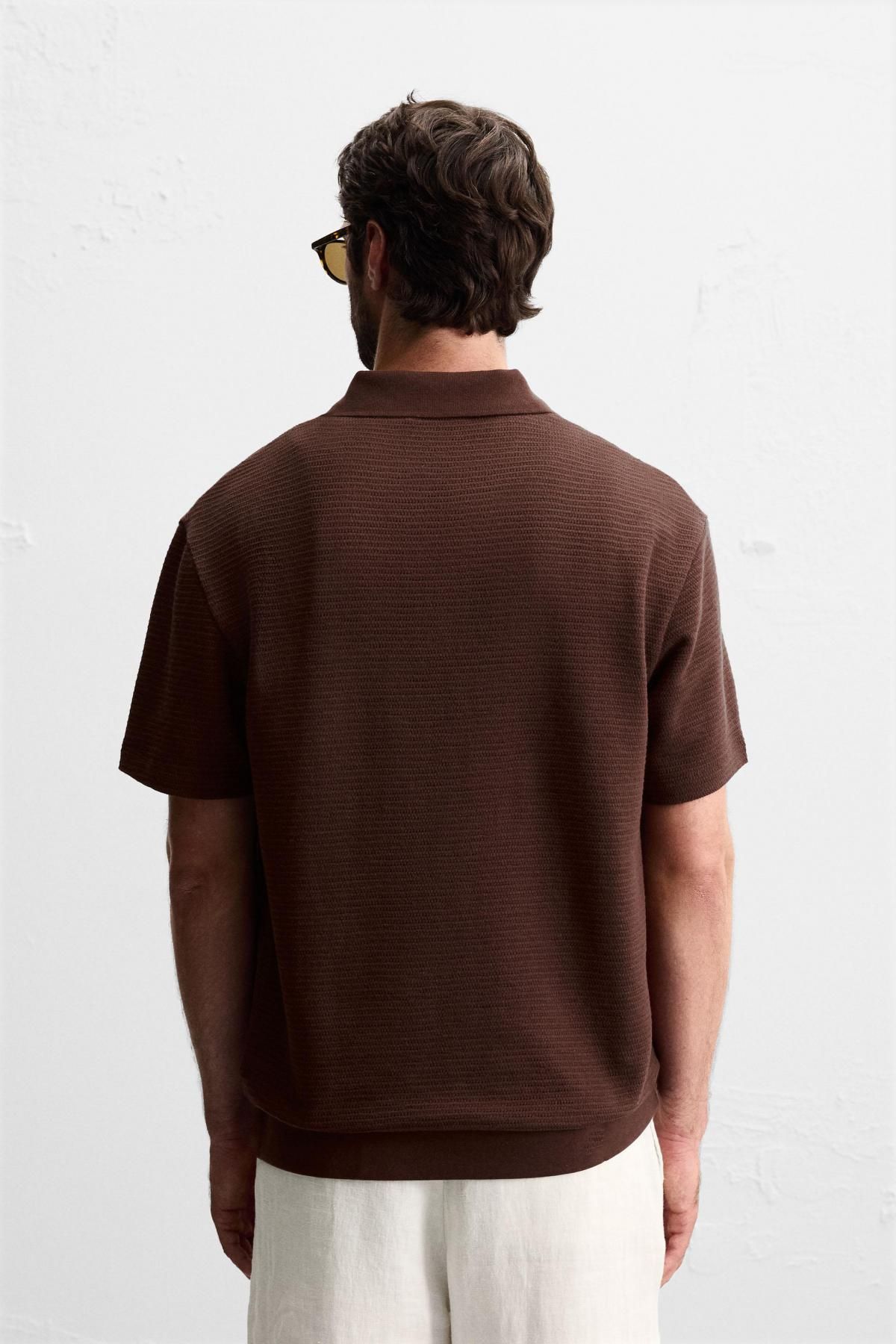 자라 자카드 텍스처 레귤러핏 반팔 폴로셔츠 4442/400 BURGUNDY - 상세 이미지 4